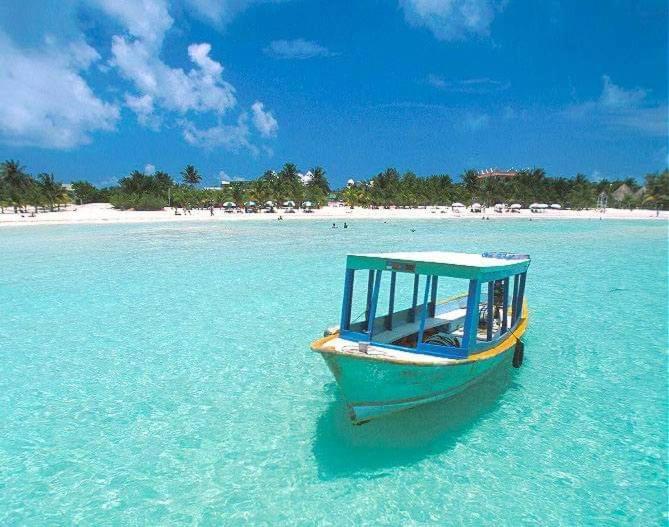 Casa Valladolid Cancún Esterno foto